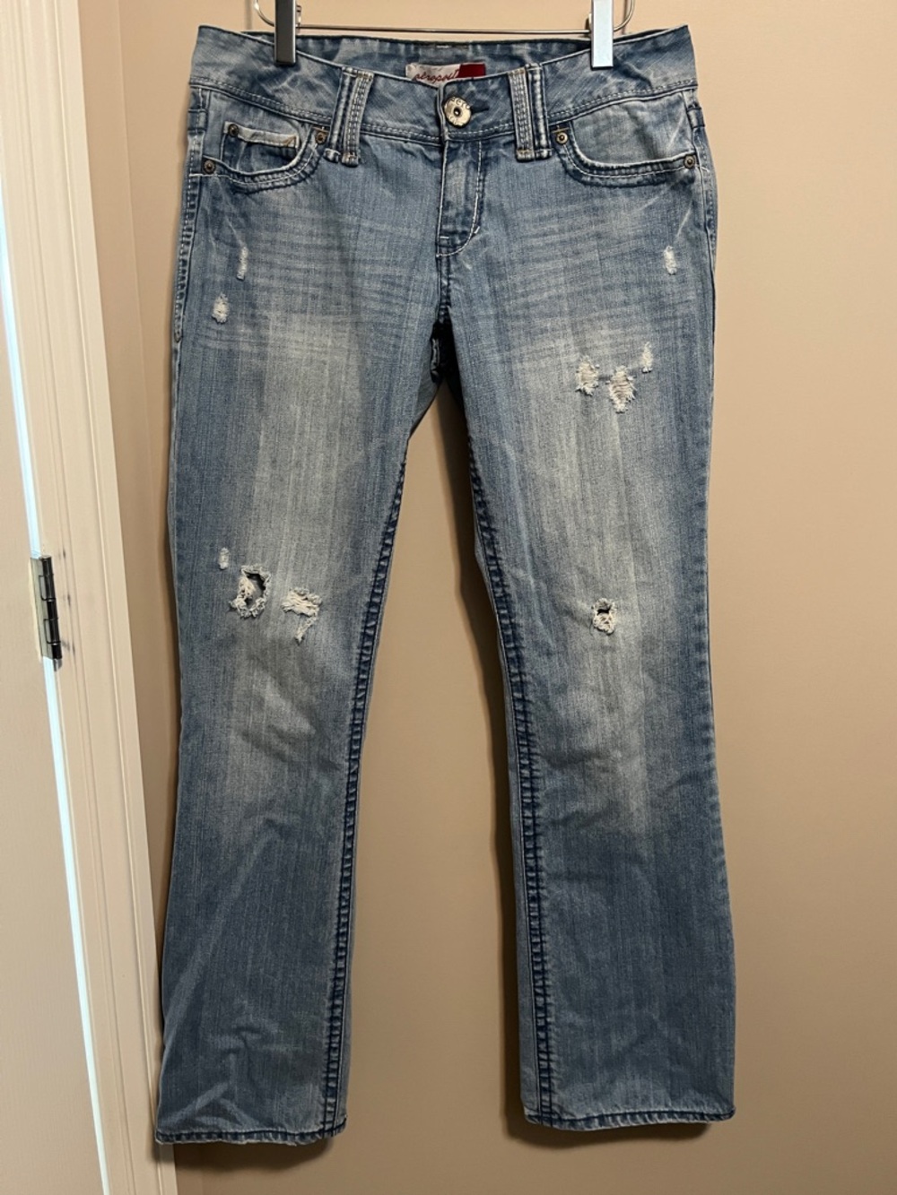 Aeropostale Chelsea Distressed Bootcut Jeans, size 7/8